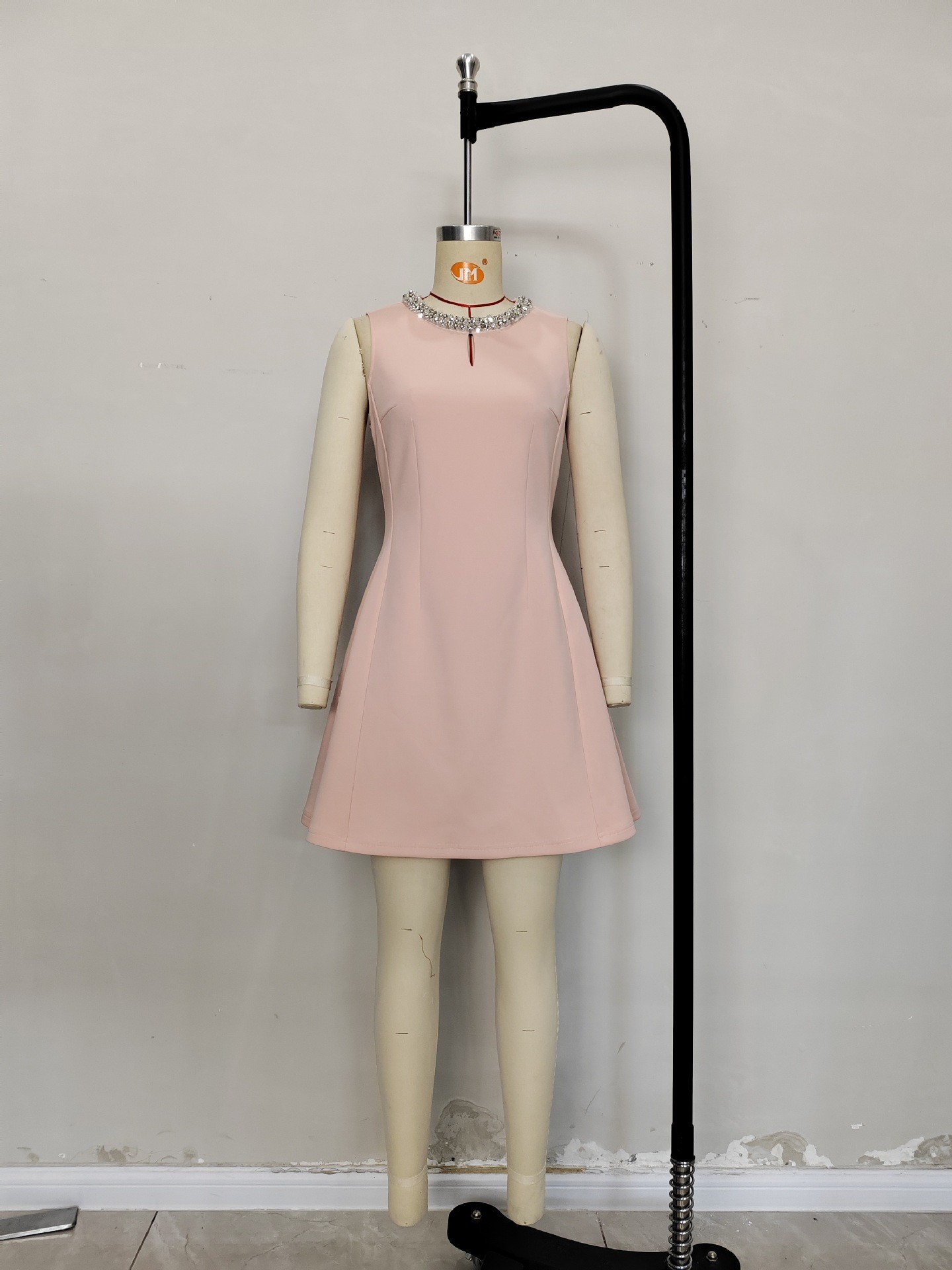 فستان صيفي نسائي بدون أكمام مز - مراجعة Summer Clothing Pakistan وسعره