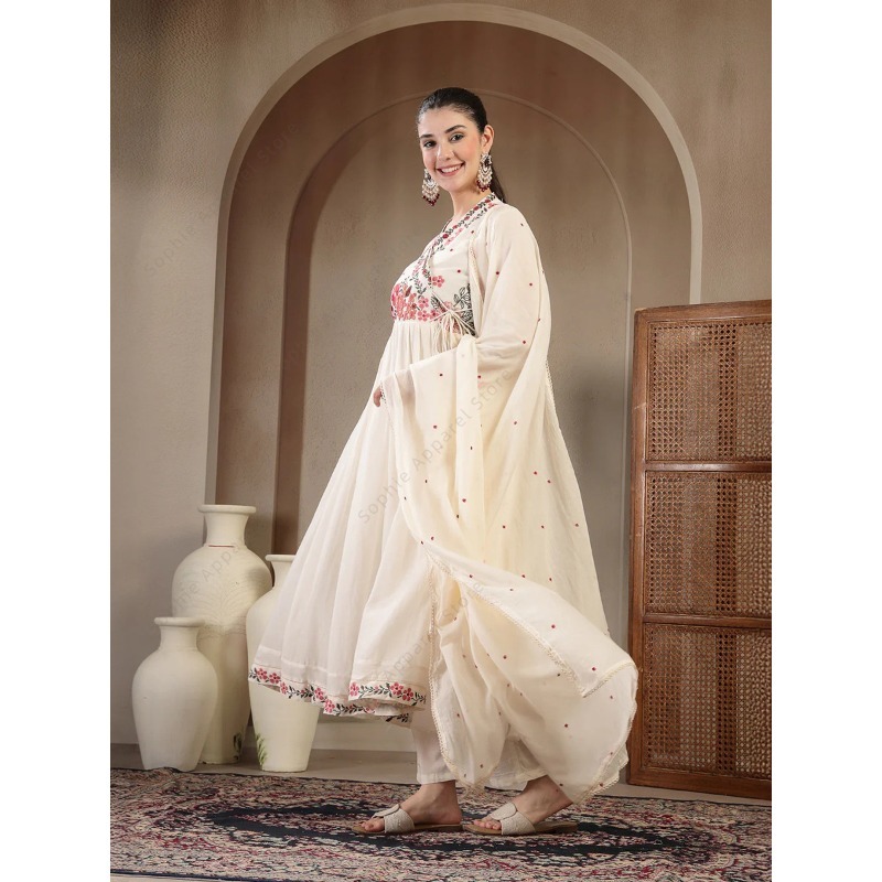 طقم كورتي أناركالي قطني أبيض م - مراجعة Summer Clothing Pakistan وسعره